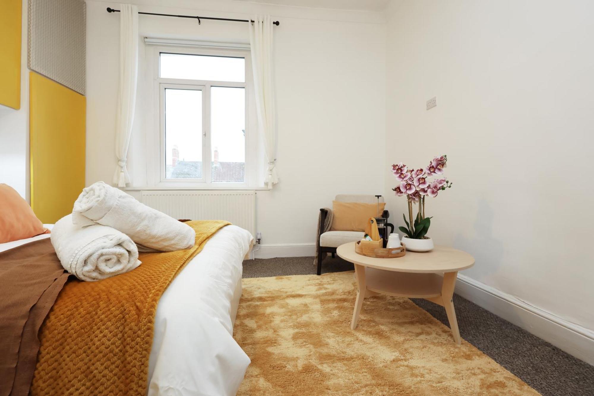 Cardiff City Guesthouse, Central Rooms, Fast Wi-Fi, On-Street Parking Exterior foto