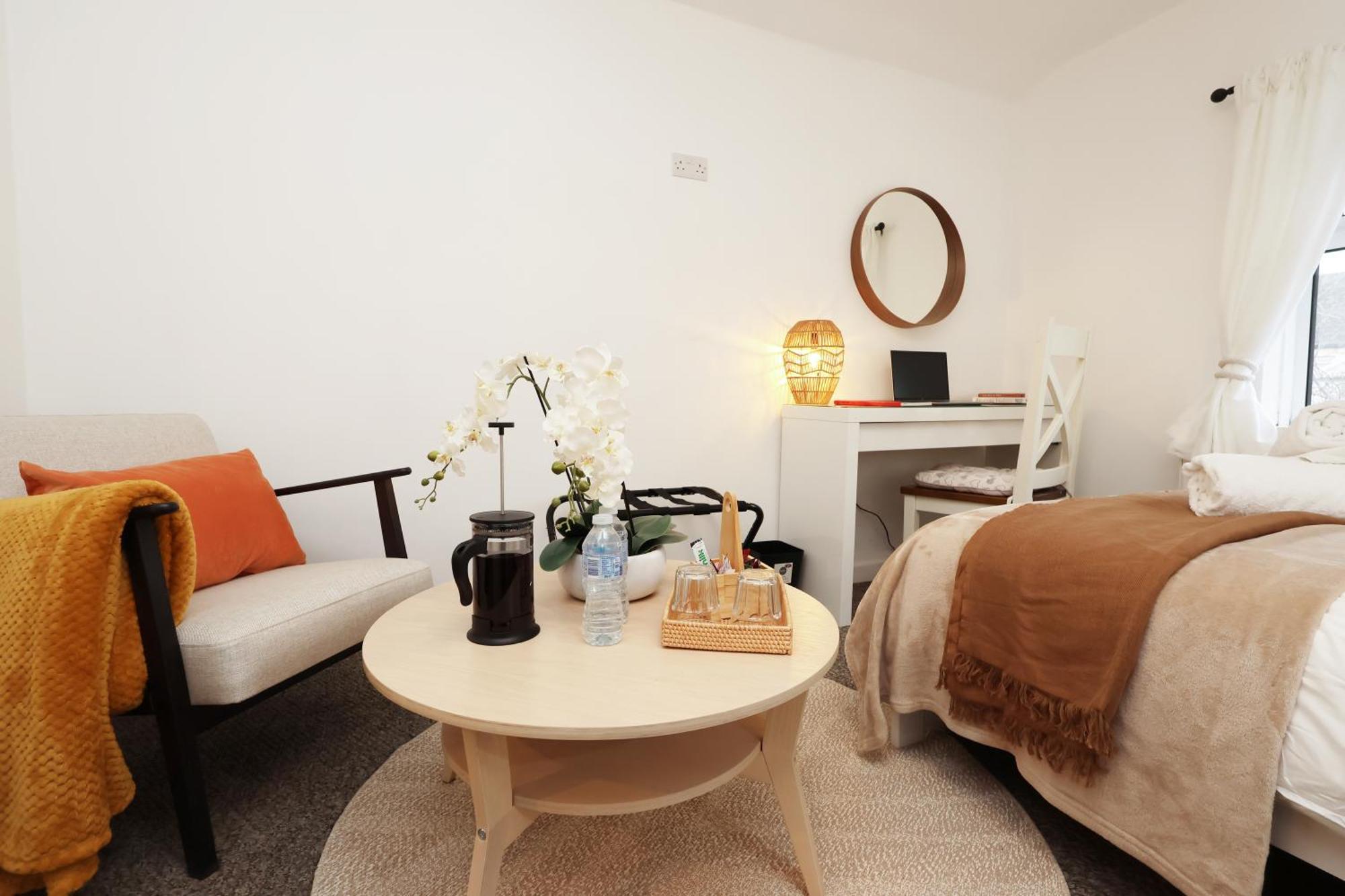 Cardiff City Guesthouse, Central Rooms, Fast Wi-Fi, On-Street Parking Exterior foto