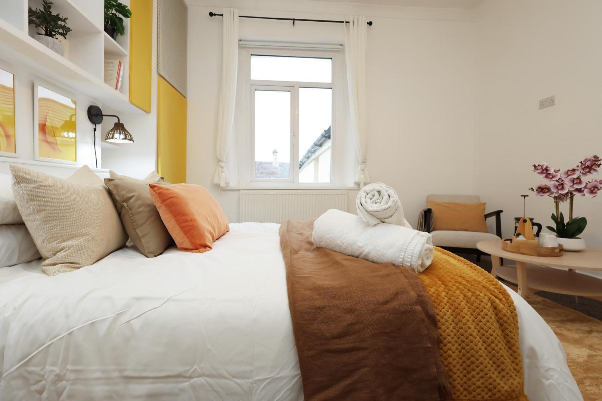 Cardiff City Guesthouse, Central Rooms, Fast Wi-Fi, On-Street Parking Exterior foto